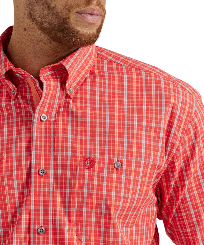 Men's Wrangler George Strait Red/Blue Plaid Short Sleeve Shirt