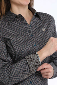 Ladies Cinch Dark Pattern Western Shirt