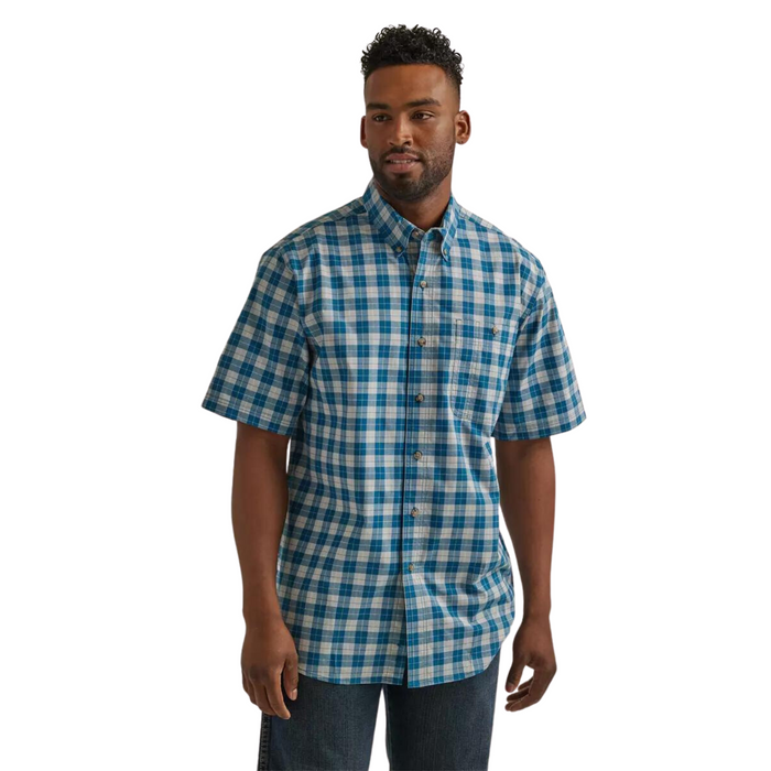 Men's Wrangler Blue Rugged Wear Short Sleeve Shirt