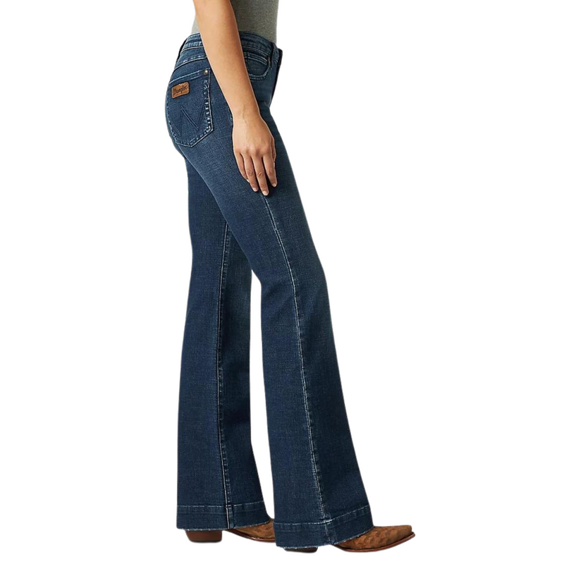 Women's Wrangler Retro® Mae Wide Leg Trouser Jean in Sophia