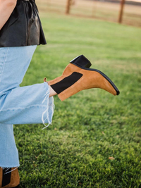 Women's Ellis Chelsea Boot